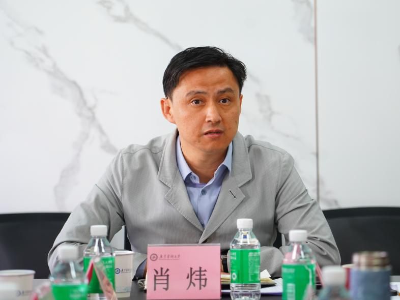 学校党委副书记、校长肖炜带队到马克思主义学院调研指导工作